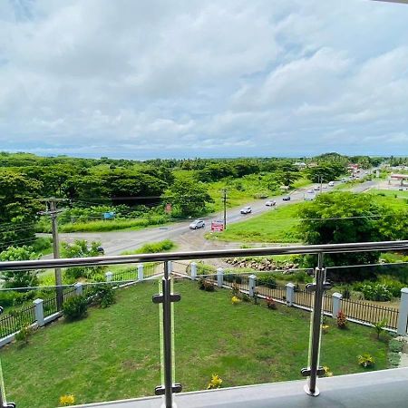 Lovely 4-Bedroom Holiday Home With Free Parking. Lautoka Exteriör bild