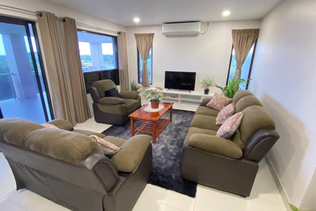 Lovely 4-Bedroom Holiday Home With Free Parking. Lautoka Exteriör bild