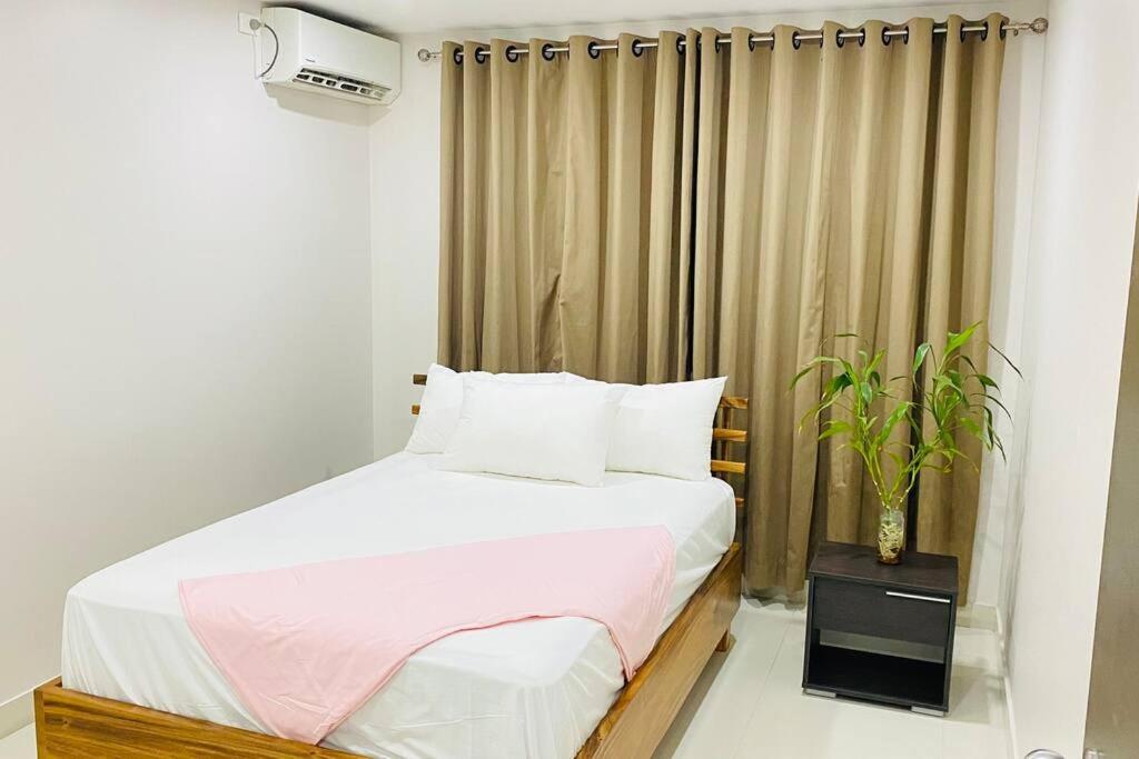 Lovely 4-Bedroom Holiday Home With Free Parking. Lautoka Exteriör bild